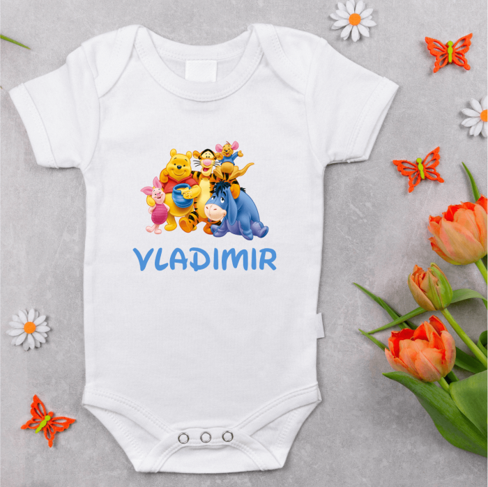 Body personalizat cu nume și Ursulețul Winnie - prietenii [1]