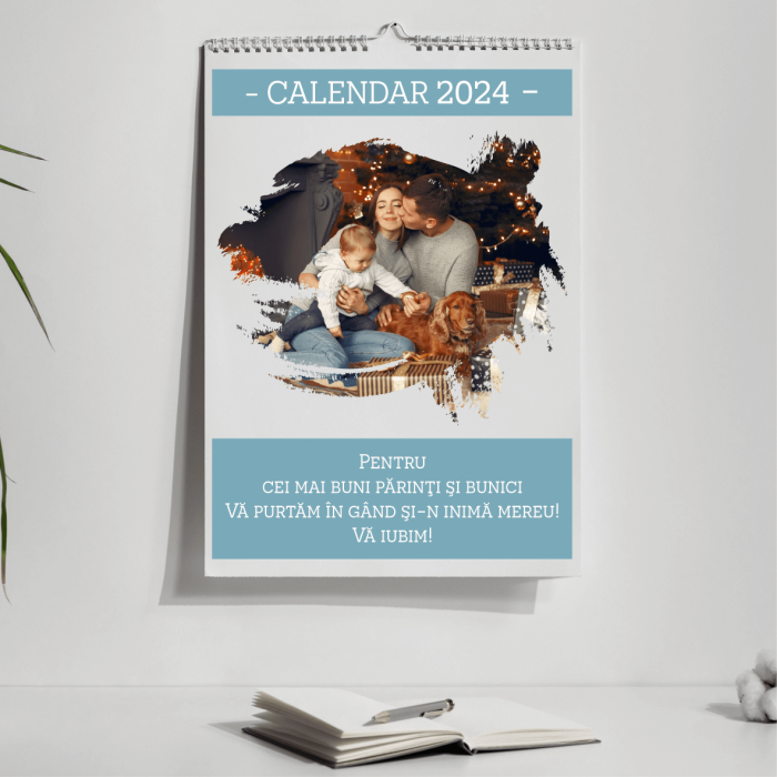 Calendar personalizat cu poze și text [1]