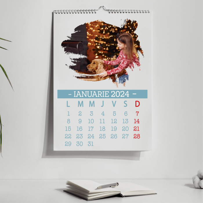 Calendar personalizat cu poze și text [2]