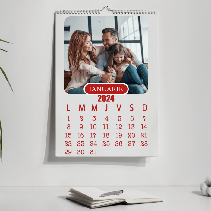Calendar personalizat cu poze și text - Familie [2]