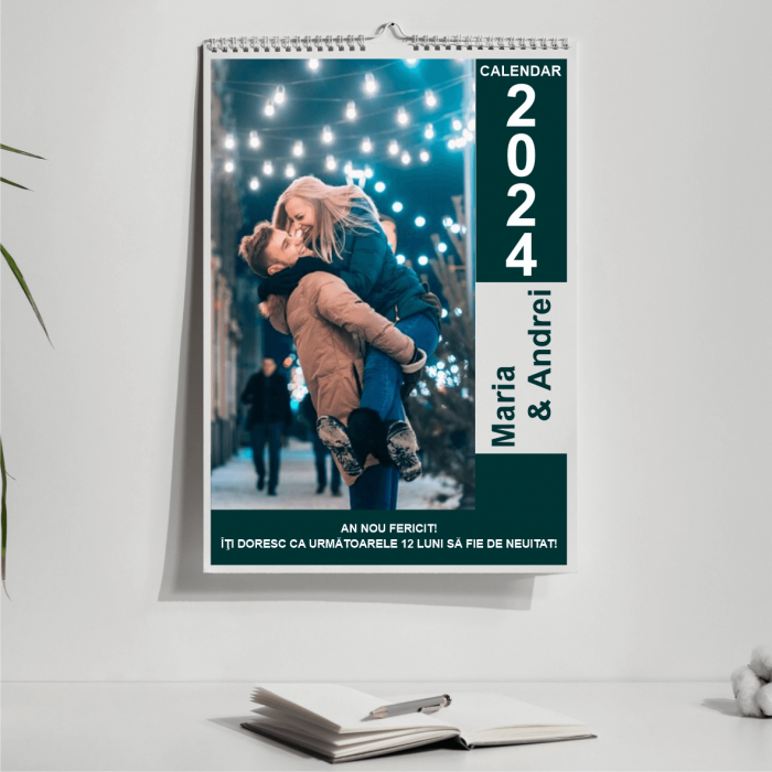 Calendar personalizat cu poze și text - Momente speciale [1]