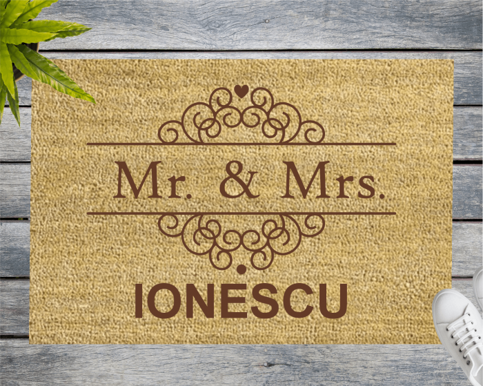 Covoraș intrare de exterior personalizat - Mr. & Mrs. [1]