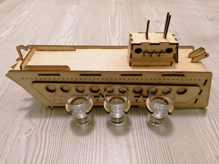 Minibar în formă de vapor [2]