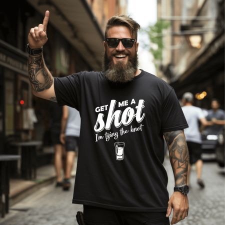Tricouri personalizate burlăcie - Tricou mire - Petrecerea burlacilor - Get me a shot