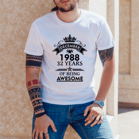 Tricouri - Tricou personalizat - Zi de naștere - BEING AWESOME