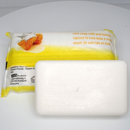 Sapun solid cu parfum de lapte si miere 80g Elina Med [2]