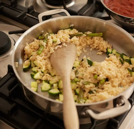 Cratita cu capac Stellar Profile, otel inoxidabil 18/10, 28 cm, 2.5 l, argintiu [1]