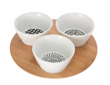 Boluri - Set 3 boluri pentru salata, Karll, pe placa de bambus 23 cm