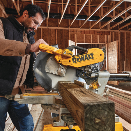 Fierastrau circular combinat de masa DeWALT DWS780, 1675W, 3800 rpm, 305mm [5]