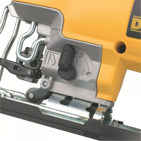 Fierastrau Pendular Compact Cu Maner Superior DeWALT [2]
