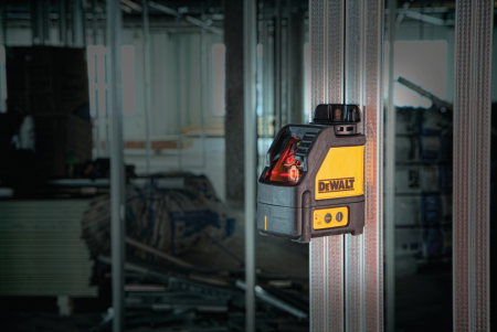 Nivela Laser Cu 2 Linii(Orizontala Si Verticala) Dewalt [1]