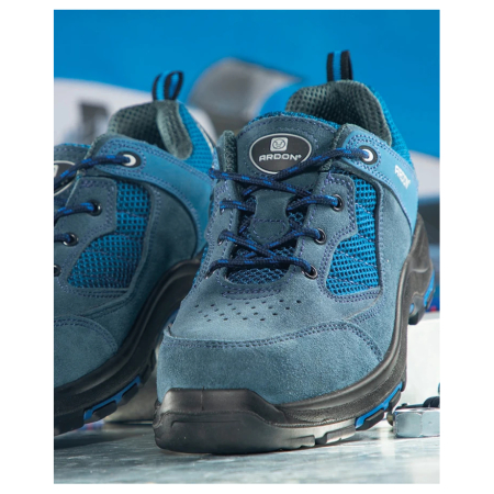 Pantofi de protectie cu bombeu metalic si lamela antiperforatie metalica TURNER S1P SRC [1]