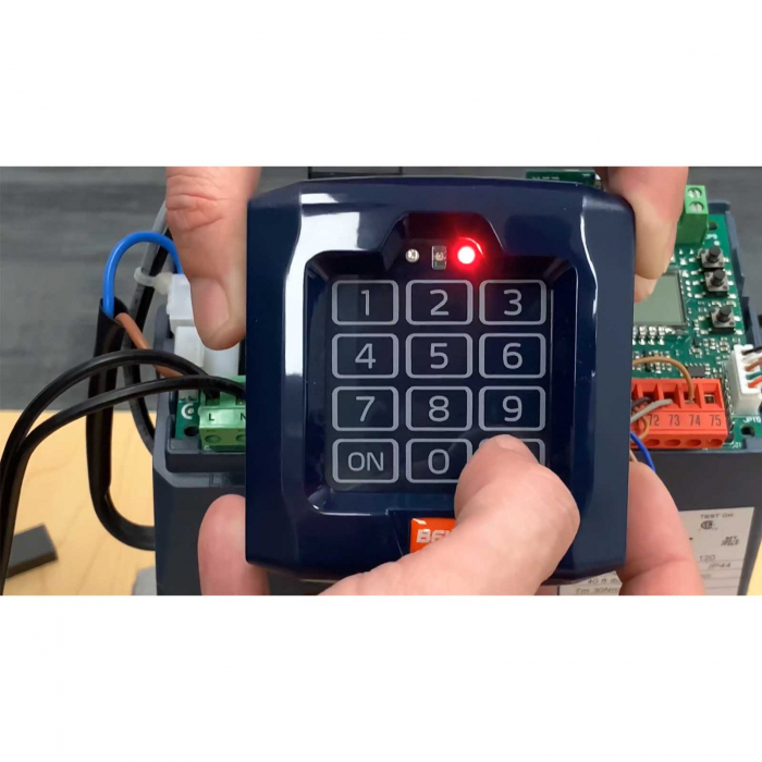 Selector digital cu tastatura, BFT, Q.BO TOUCH pentru automatizari porti, control acces | I-Systems [3]