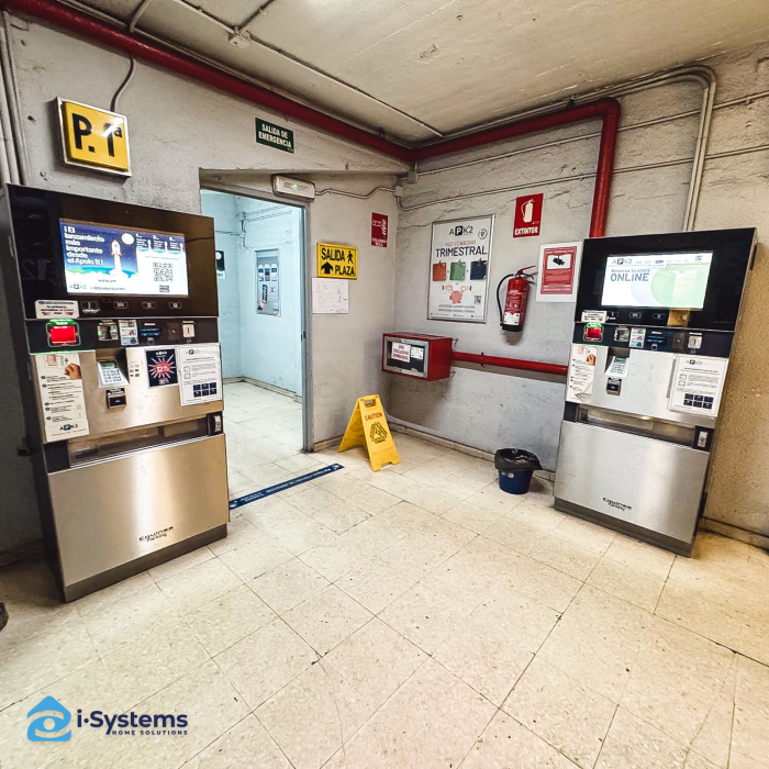 Terminal plata parcare Equinsa SENSE CdB 32” Self-Service Cashless & Cash, cu plata EMV, NFC, QR pentru parcari inteligente, trafic intens, Smart City [2]