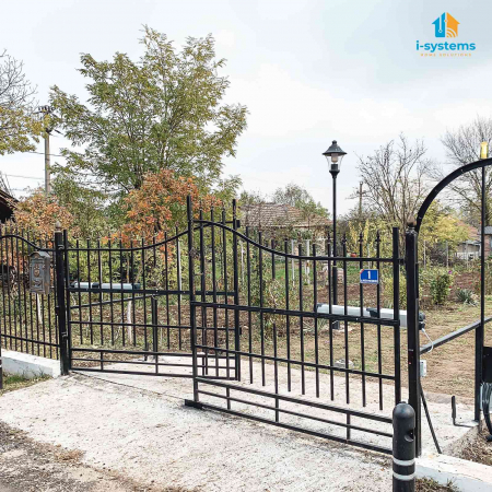 Kit automatizare porti batante BFT PHOBOS BT B40 INT, 4m/700kg, Zara BT, fotocelule, lampa LED, 2 telecomenzi 433MHz, 24V [2]