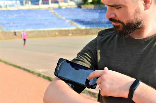 Husa Banderola pentru brat / mana cu 360° rotire si cu acces usor la ecran, pentru alergat, sala, bicicleta, drumetii, Gri reflectorizant [8]