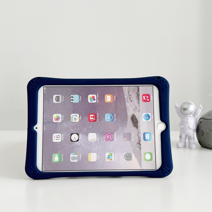 Husa protectie tableta pentru copii compatibila cu Samsung Tab A7 10.4 inch, Tab S6 lite, Tab S6 lite, cu inel suport si banda-snur, Ideas4Comfort™, Astronaut [7]