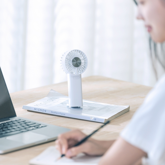 Ventilator de mana cu electrod de racire CoolDiscMaster, portabil, 3 trepte ventilatie, incarcare USB, pana la 6 ore de functionare, acumulator 4000 mAh, 4.2 W, alb [4]