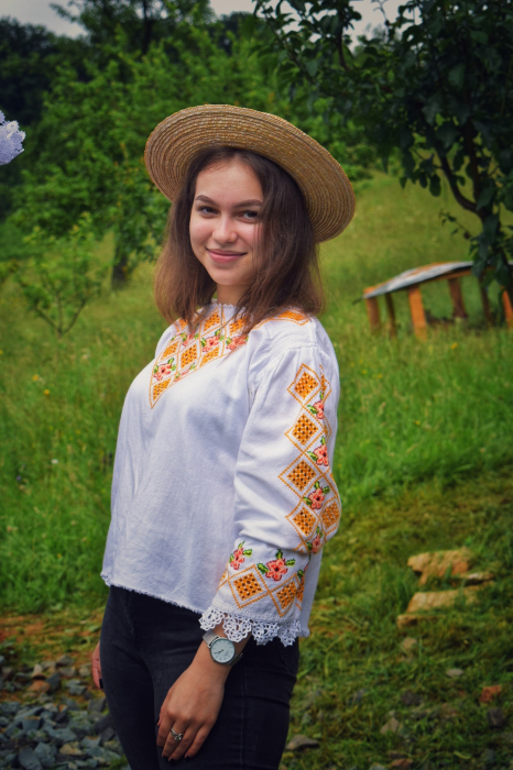 Ie traditionala Ioana [3]