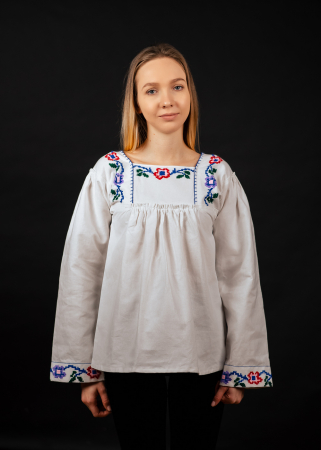 Ie Simona [9]