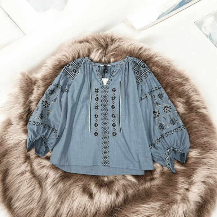 Bluza brodata cu motive geometrice - Lana [2]