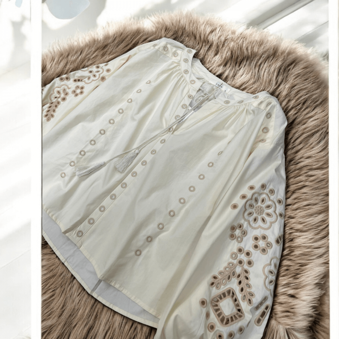 Bluza brodata cu motive geometrice - Lana 2 [3]