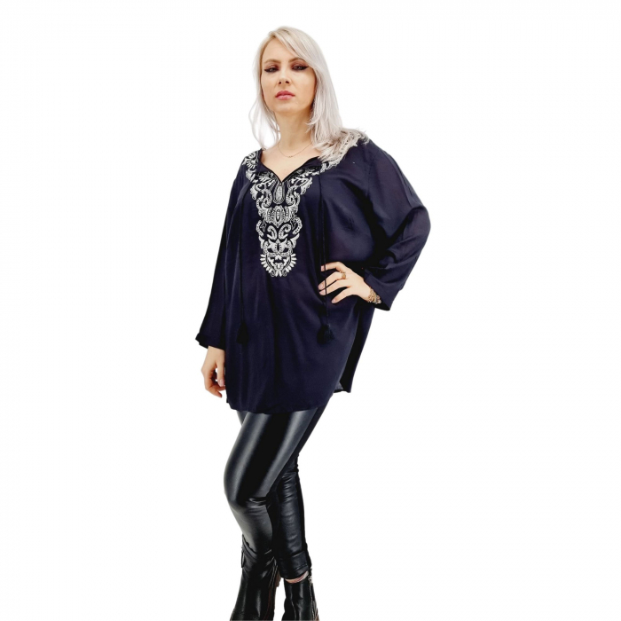 Bluza cu broderie Tereza [3]