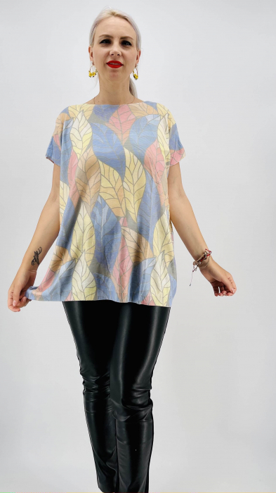 Bluza cu imprumeu mia 3
