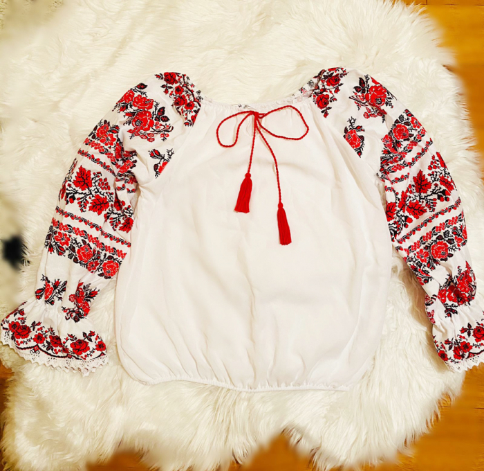 Bluza stilizata cu motive traditionale Margareta [5]