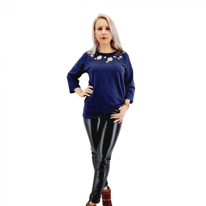Bluza stilizata traditional cu broderie Patty [6]