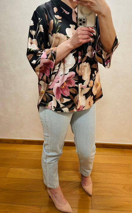 Cămașă lejeră din satin cu imprimeu floral – Mărime universală [3]