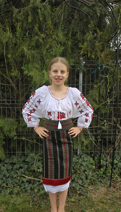 Традиционна Катринта с колан за малки момичета [2]