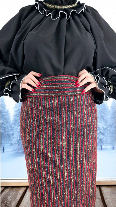 Catrinta si brau traditionala cu fir de lame pentru dama - Silvia [10]