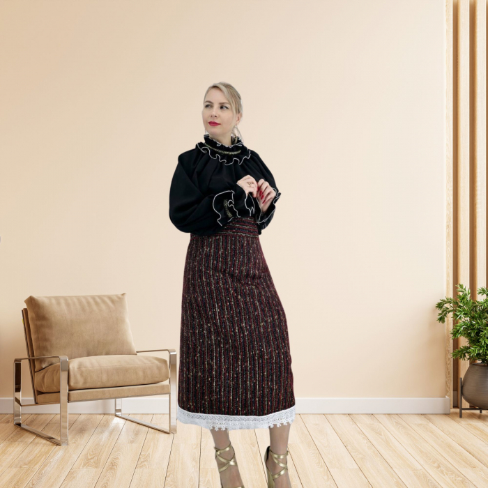 Catrinta si brau traditionala cu fir de lame pentru dama - Silvia [5]