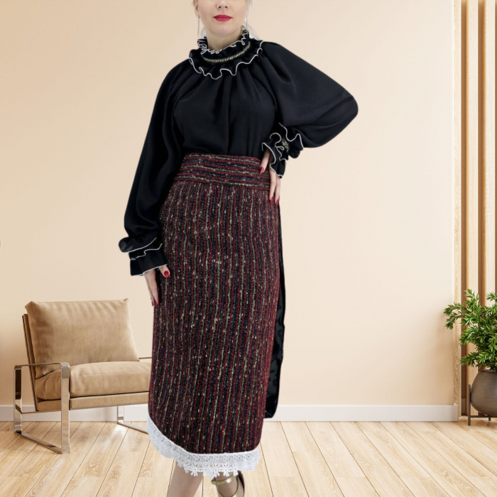 Catrinta si brau traditionala cu fir de lame pentru dama - Silvia [4]
