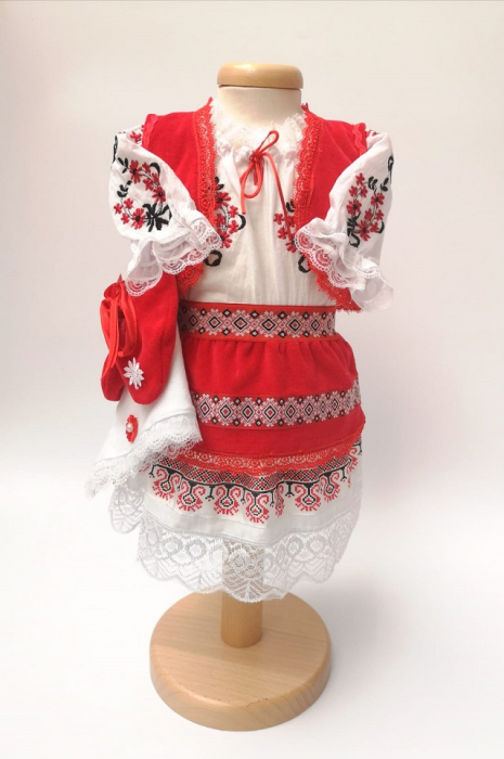 Costum national fete - Muna [3]