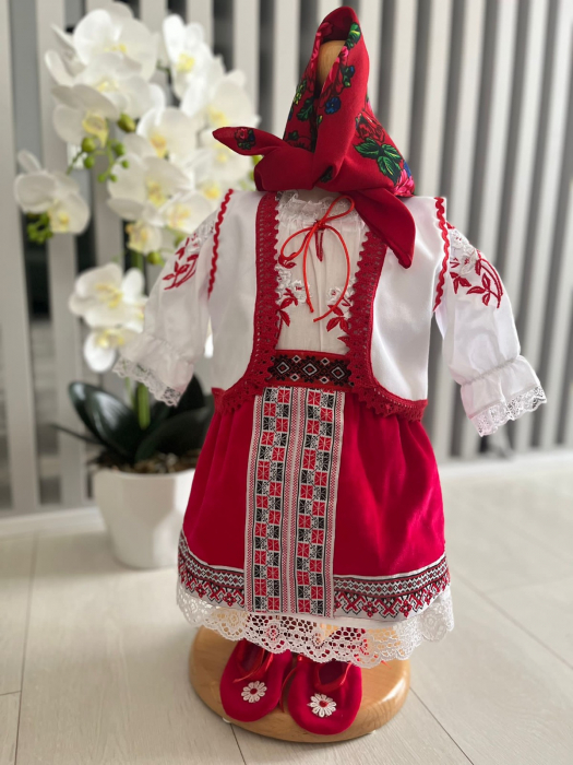 Costum national fetite Mira 5 [5]