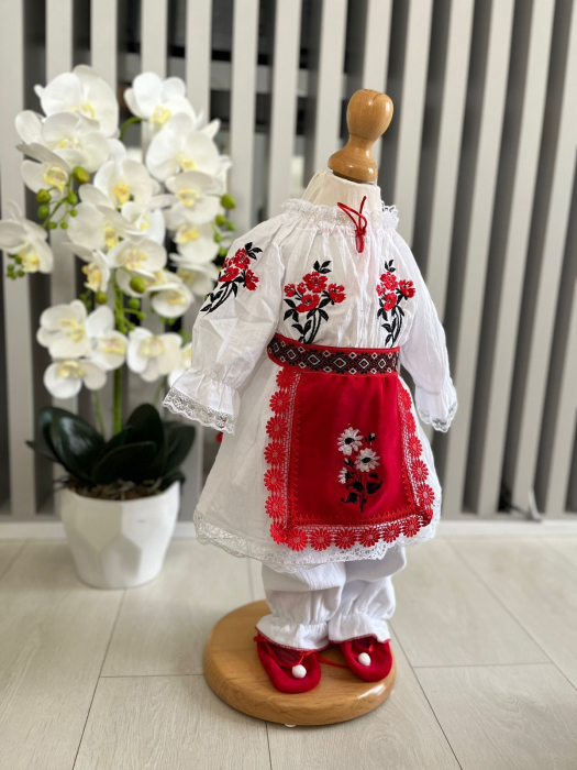 Costum national fetite Mira 10 [6]