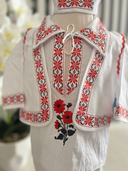 Costum National pentru baieti Raul 5 [4]