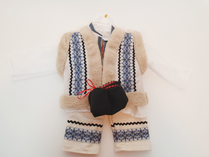 Costum National Titel 3 [9]