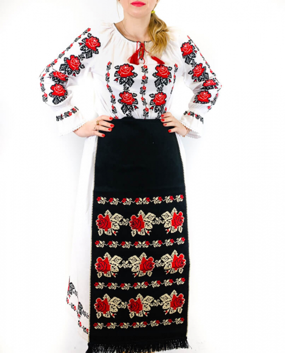 Costum Popular nr 2 - format din 5 piese [5]