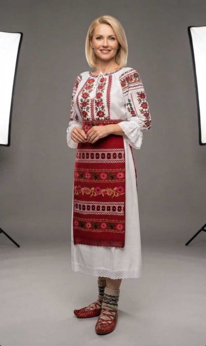 Елегантен комплект: Блуза и пола 102 [2]