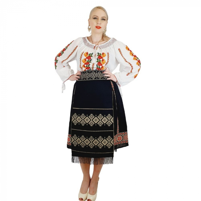 Costum Popular cu broderie traditionala Toni [3]