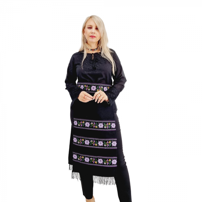 Costum Popular cu broderie traditionala Priscilla 3 [10]