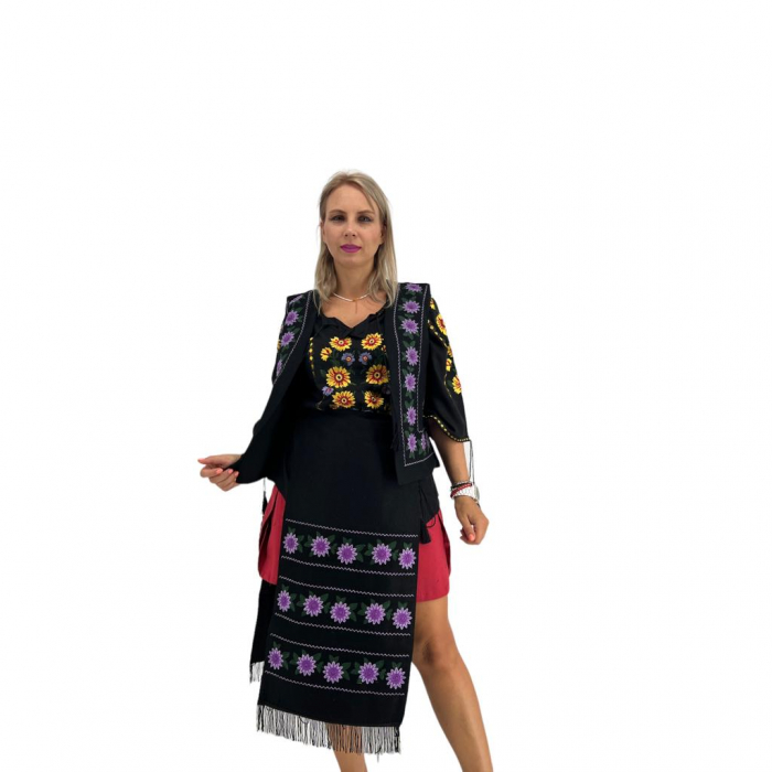 Fote cu broderie traditionala Priscila 2 [7]