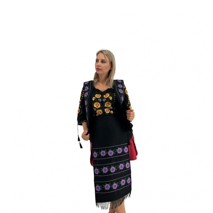 Fote cu broderie traditionala Priscila 2 [8]