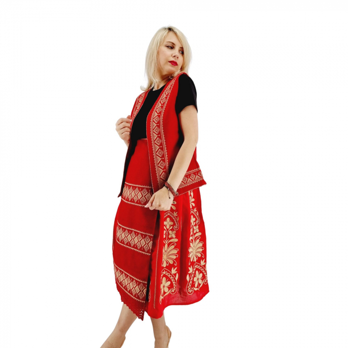 Costum Popular cu broderie traditionala Toni ( rosu ) [2]