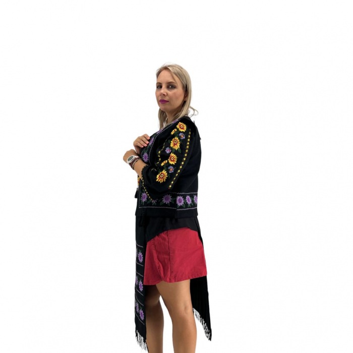 Fote cu broderie traditionala Priscila 2 [10]