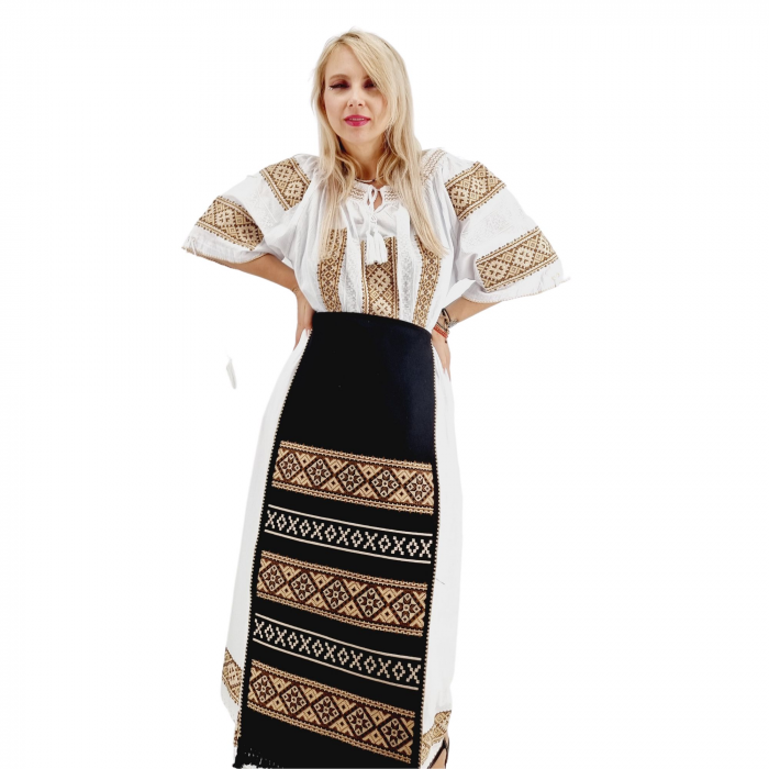 Costum Popular nr 13 - format din 4 piese [7]