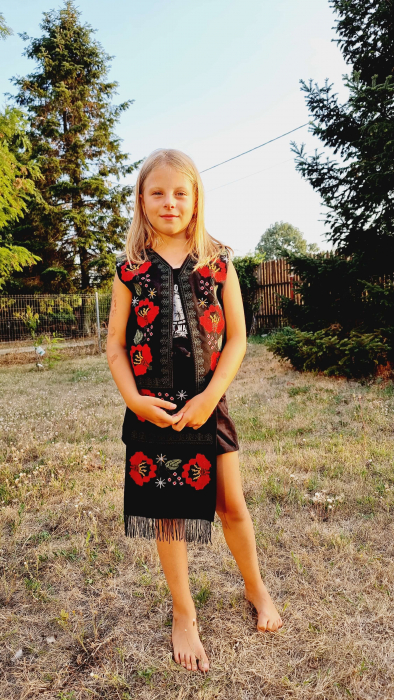 Costum traditional Complet Mira 7 - 3 piese [2]